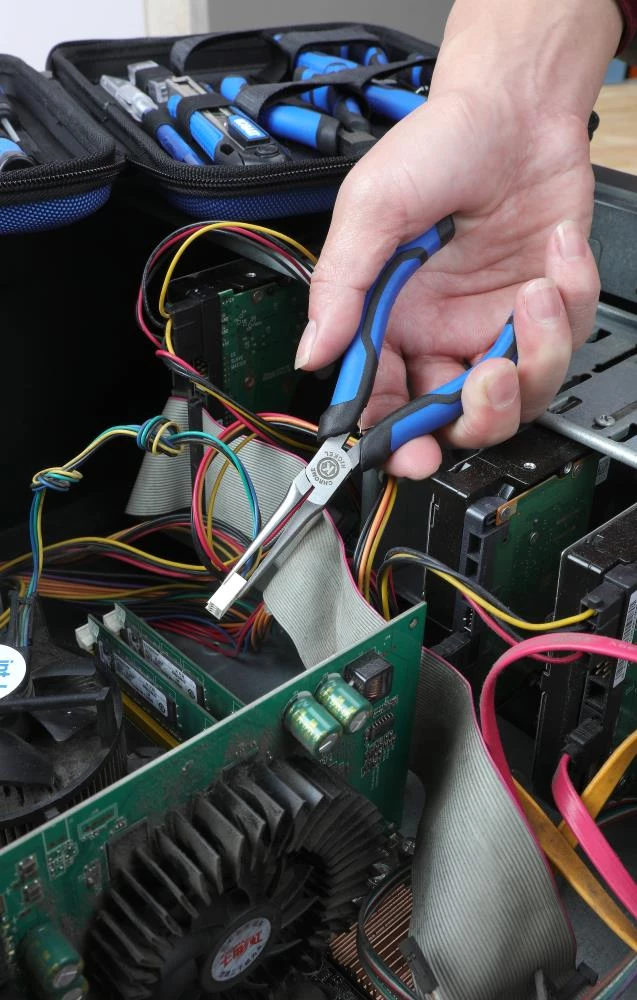 Coupon π― Kobalt Household Tool Sets 28-Piece Household Tool Set with Soft Case β 4 Coupon π― Kobalt Household Tool Sets 28-Piece Household Tool Set with Soft Case β - Image 4